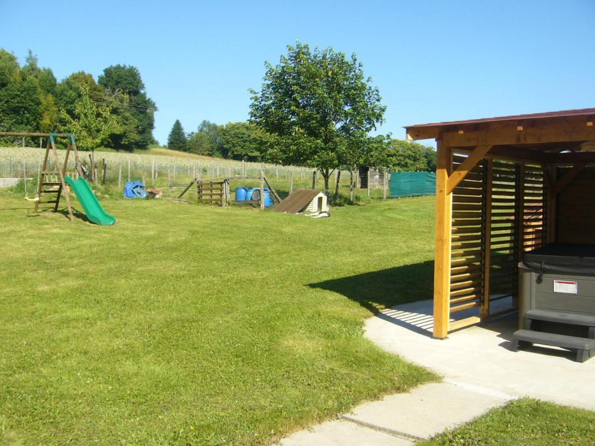 Appartement Le Domaine Des Libellules Proche Walibi Corbelin Exterior photo